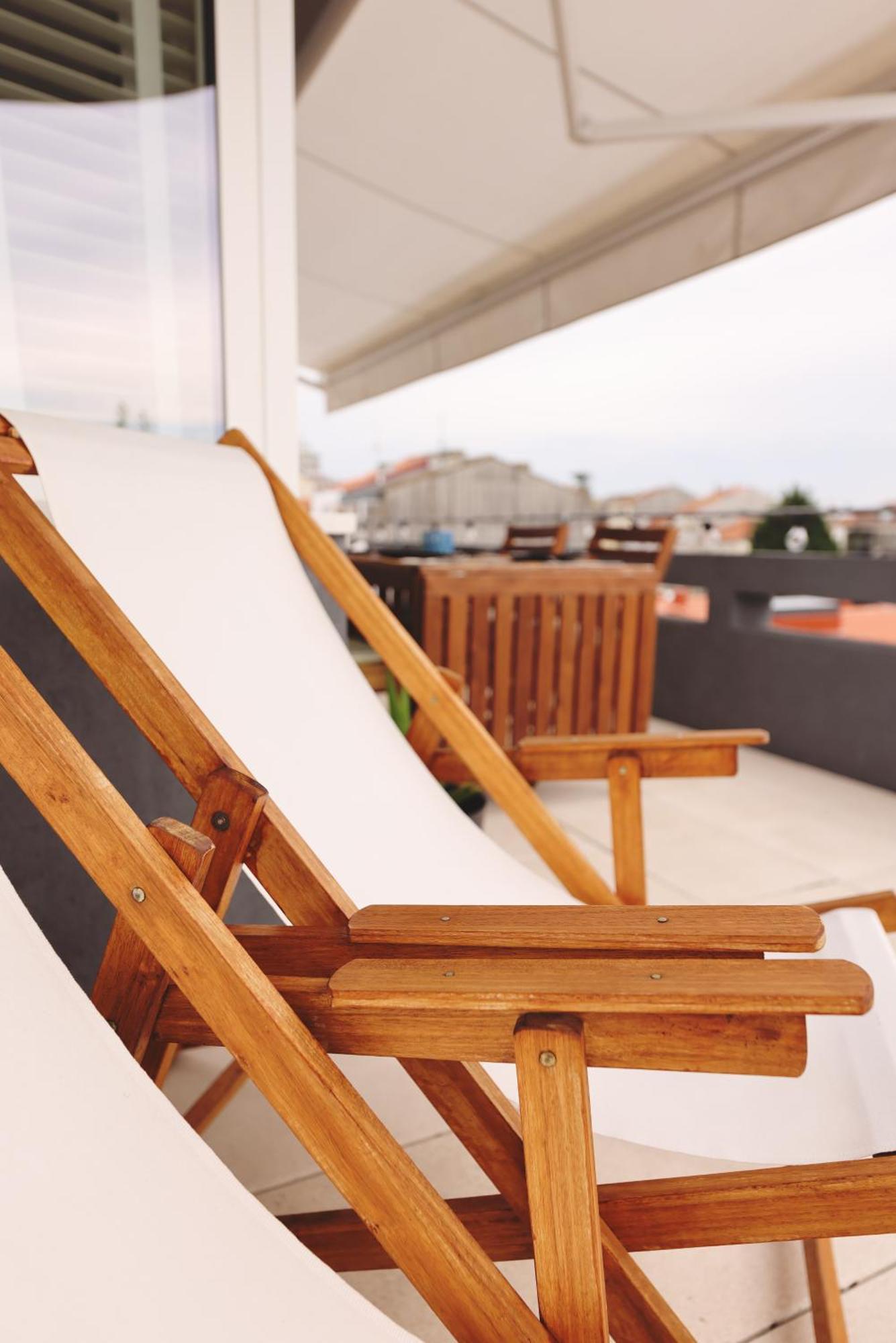 Boavista Sunlit Duplex With Terrace Appartement Porto Buitenkant foto